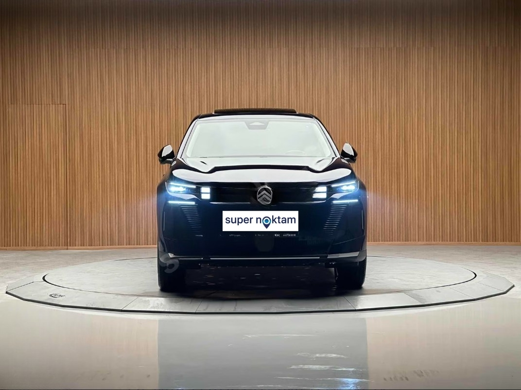 YENİ KASA C5 MASAJ- ISITMA-SOĞUTMA-CAM TAVAN-360 KAMERA-HAFIZA